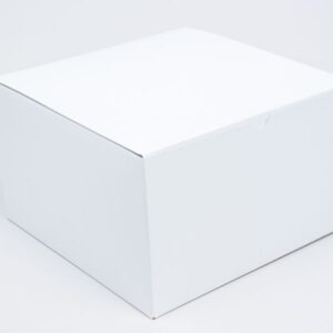 White Tuck Top Bakery Boxes (8" x 5" x 4")